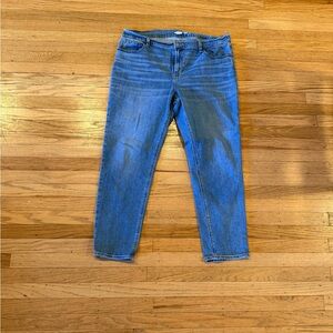 Old Navy Boyfriend Mid Rise Jeans Size 14 Relaxed Fit